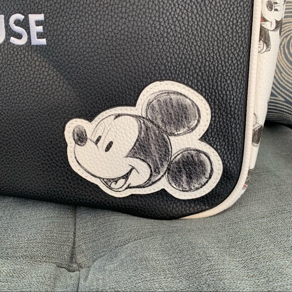 LAST ONE Mickey Mouse Weekender Duffle Luggage Bag - Picture 4 of 11
